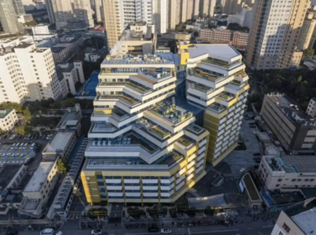 Shanghai Sixth People's Hospital, Shanghai Jiao Tong University School of Medicine, photo 2